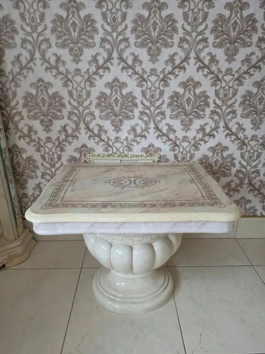 Italian furniture - Image 4
