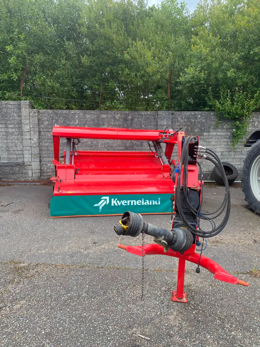 2017 Kverneland 4332LT Mower Conditioner - Image 2