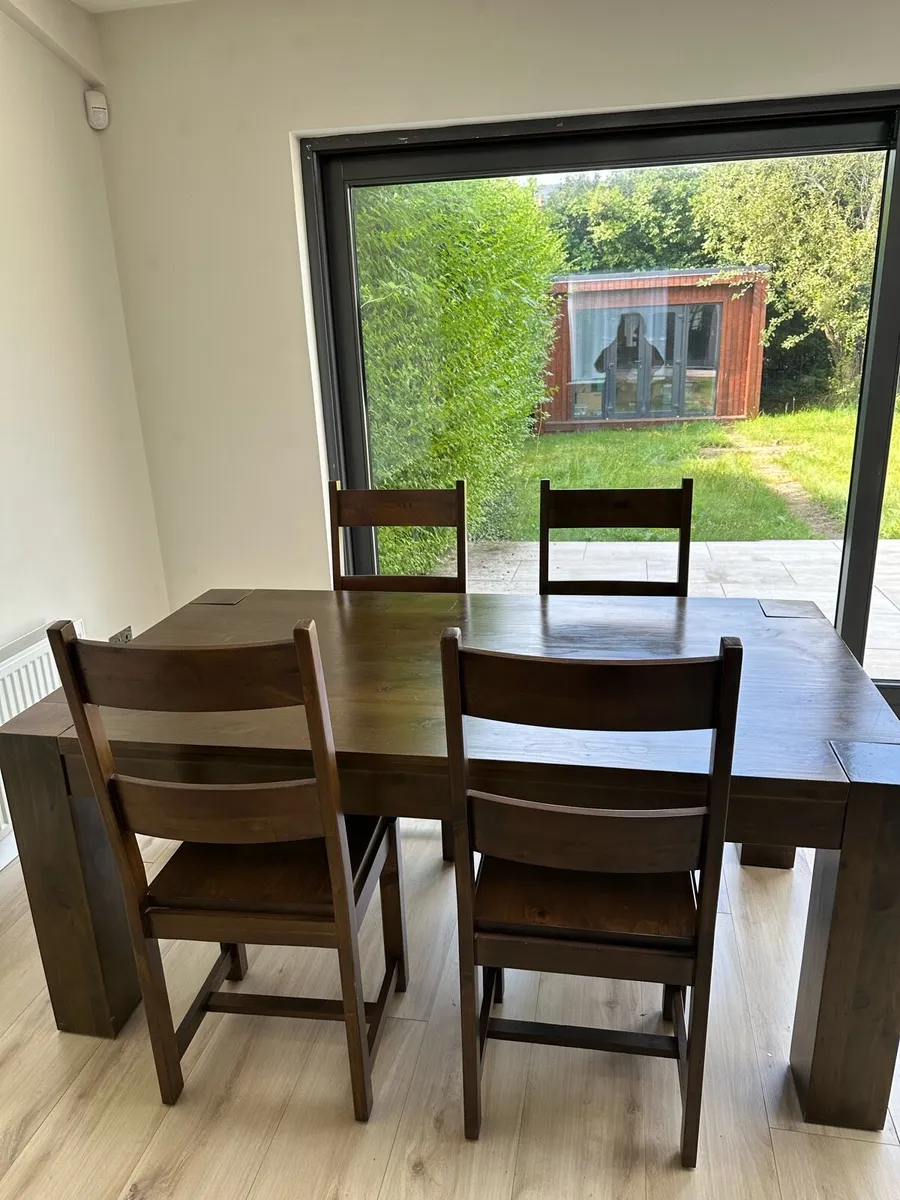 Dining table and 4 Chairs - Image 2