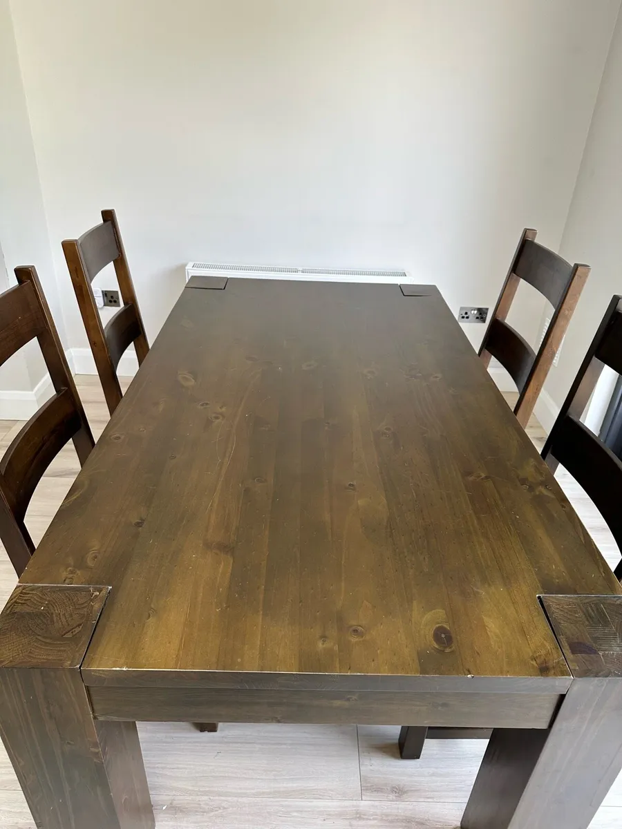 Dining table and 4 Chairs - Image 3