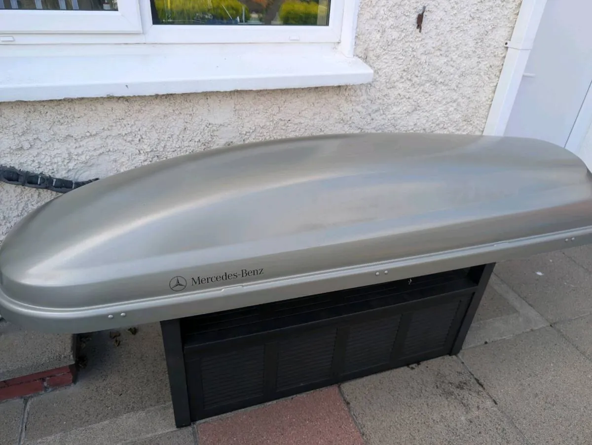 Mercedes Roof Box - Image 1