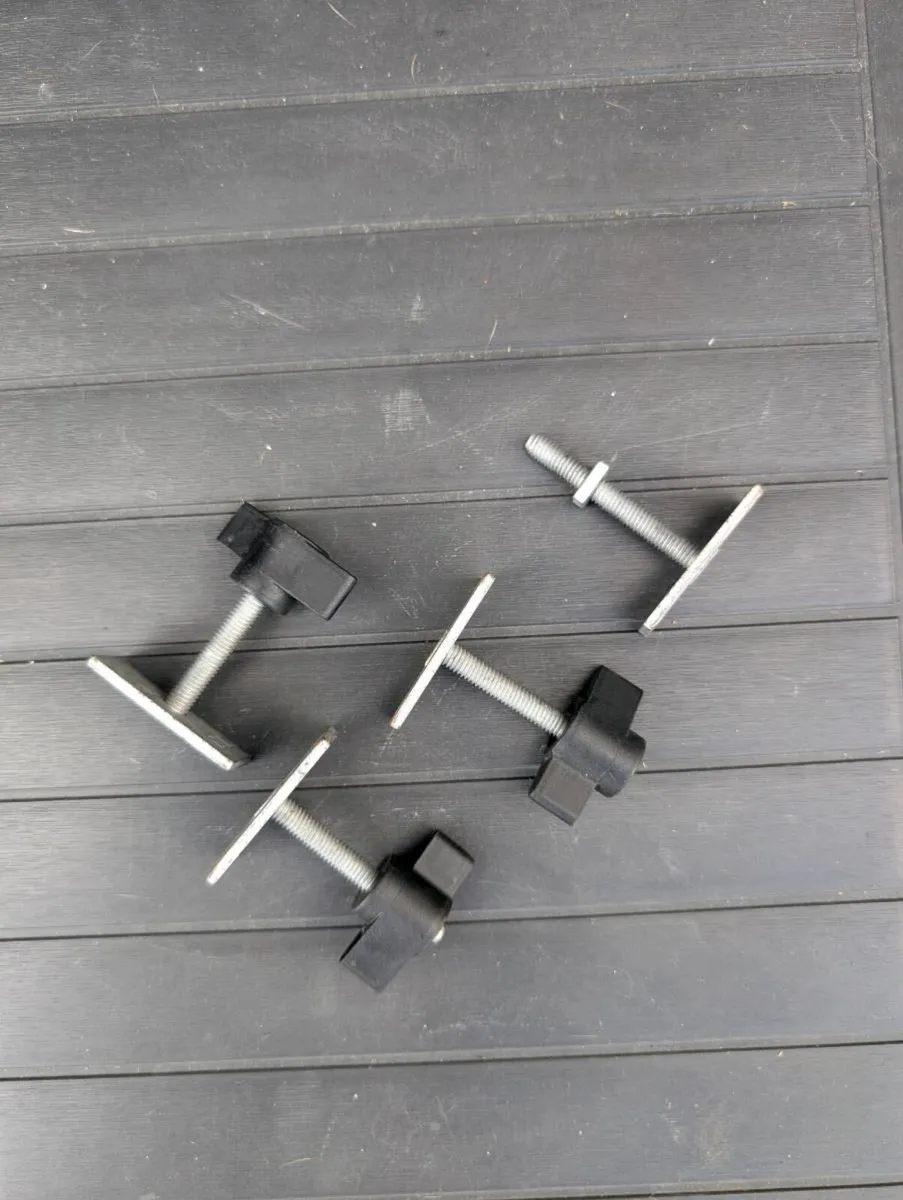 Mercedes Roof Box - Image 4