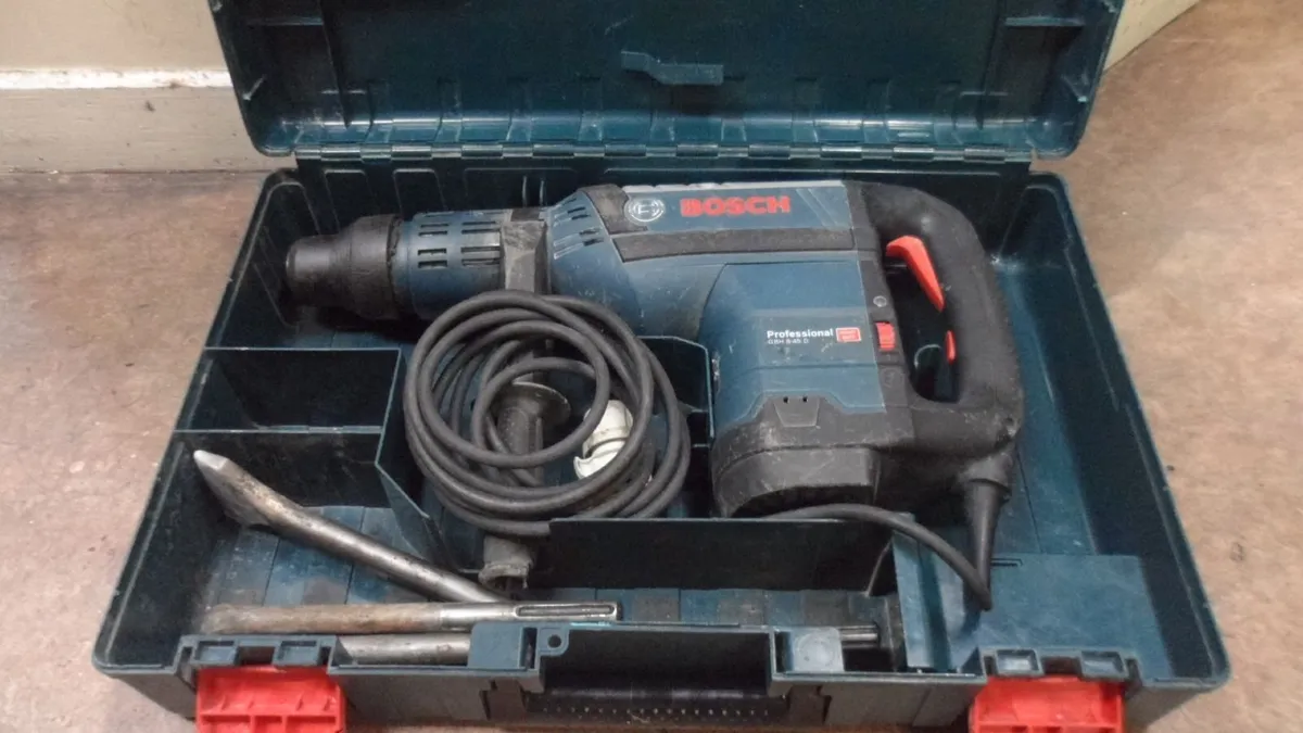 Bosch GBH 8-45 D SDS Max Rotary Hammer Drill - Image 2