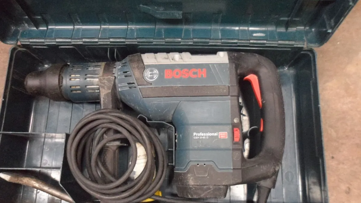 Bosch GBH 8-45 D SDS Max Rotary Hammer Drill - Image 3