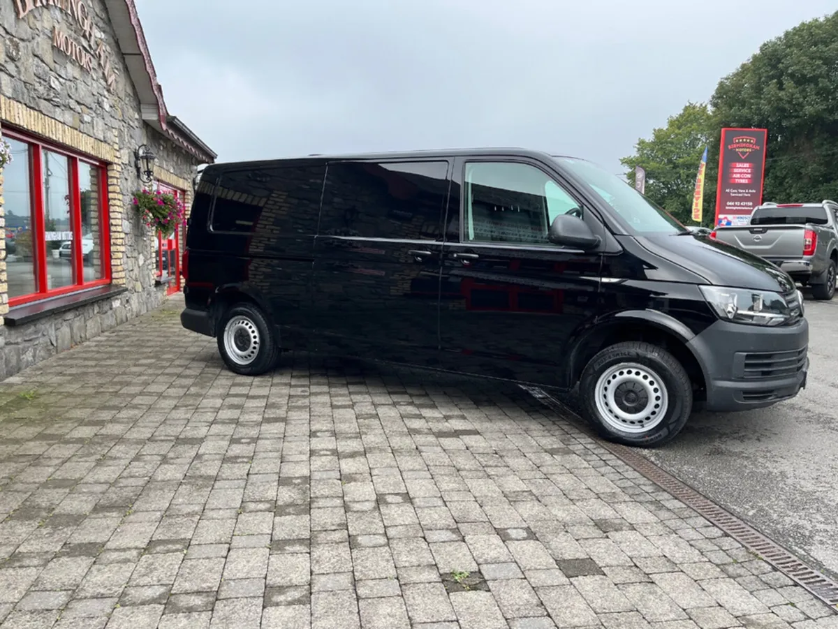 Volkswagen Transporter T6 PVL 3000KG TDI 102HP MAN - Image 3