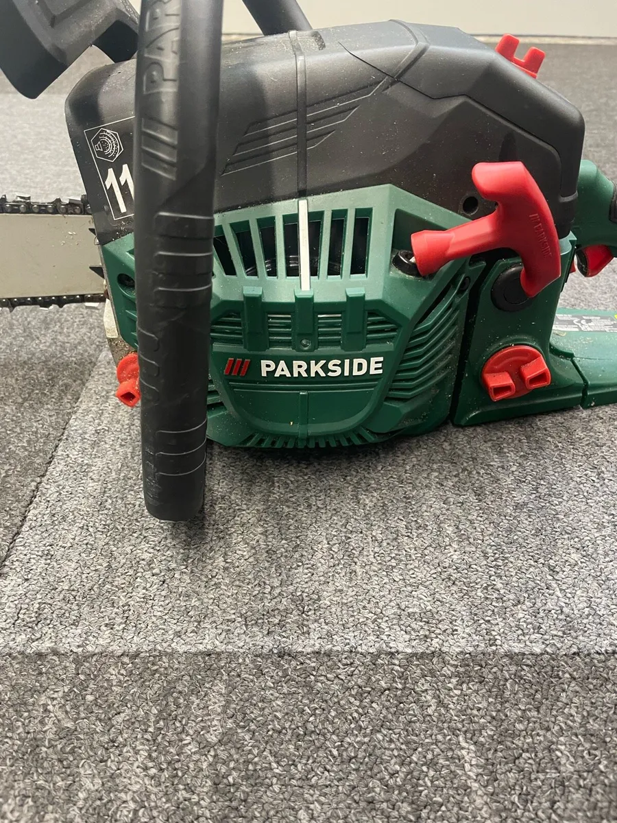 Parkside Petrol Chainsaw - Image 2