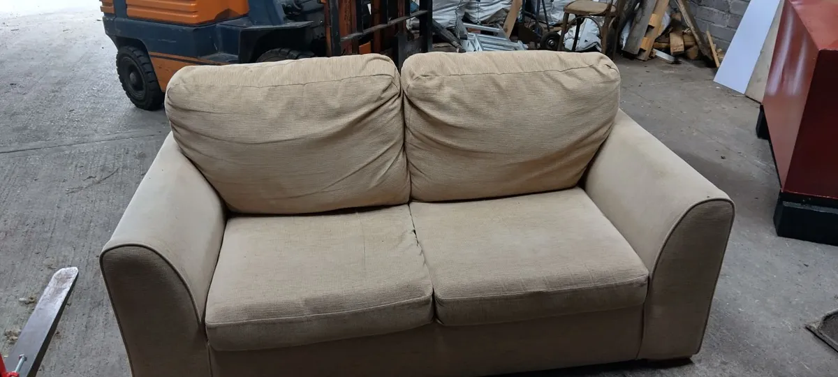 Pull Out Bed Setee