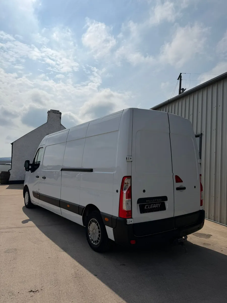 Renault Master 2023 - Image 4