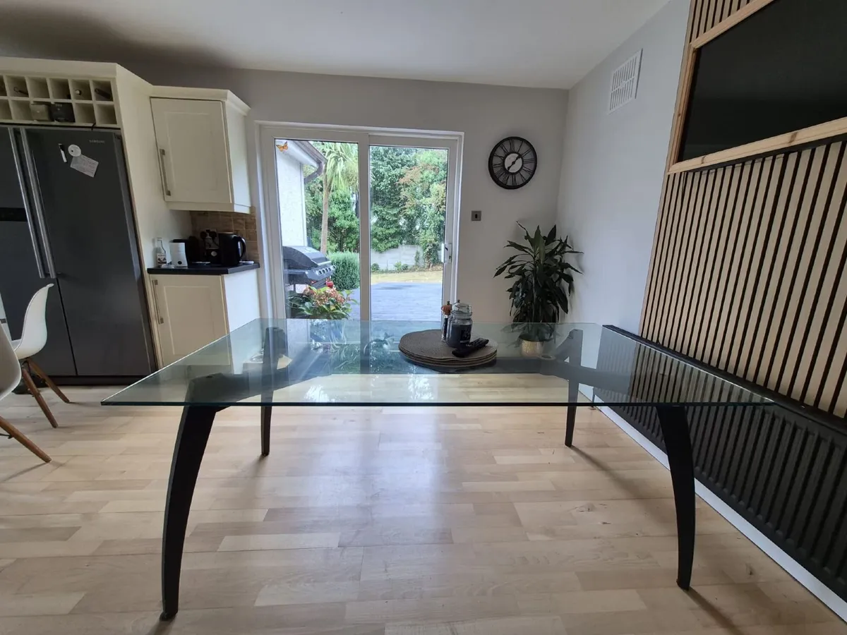 Kitchen table - Image 3