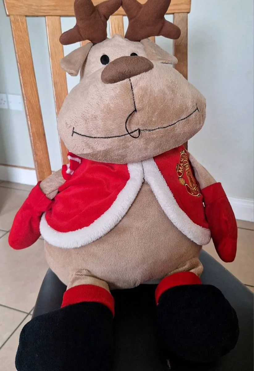 Large Manchester United Reindeer teddy - Image 1