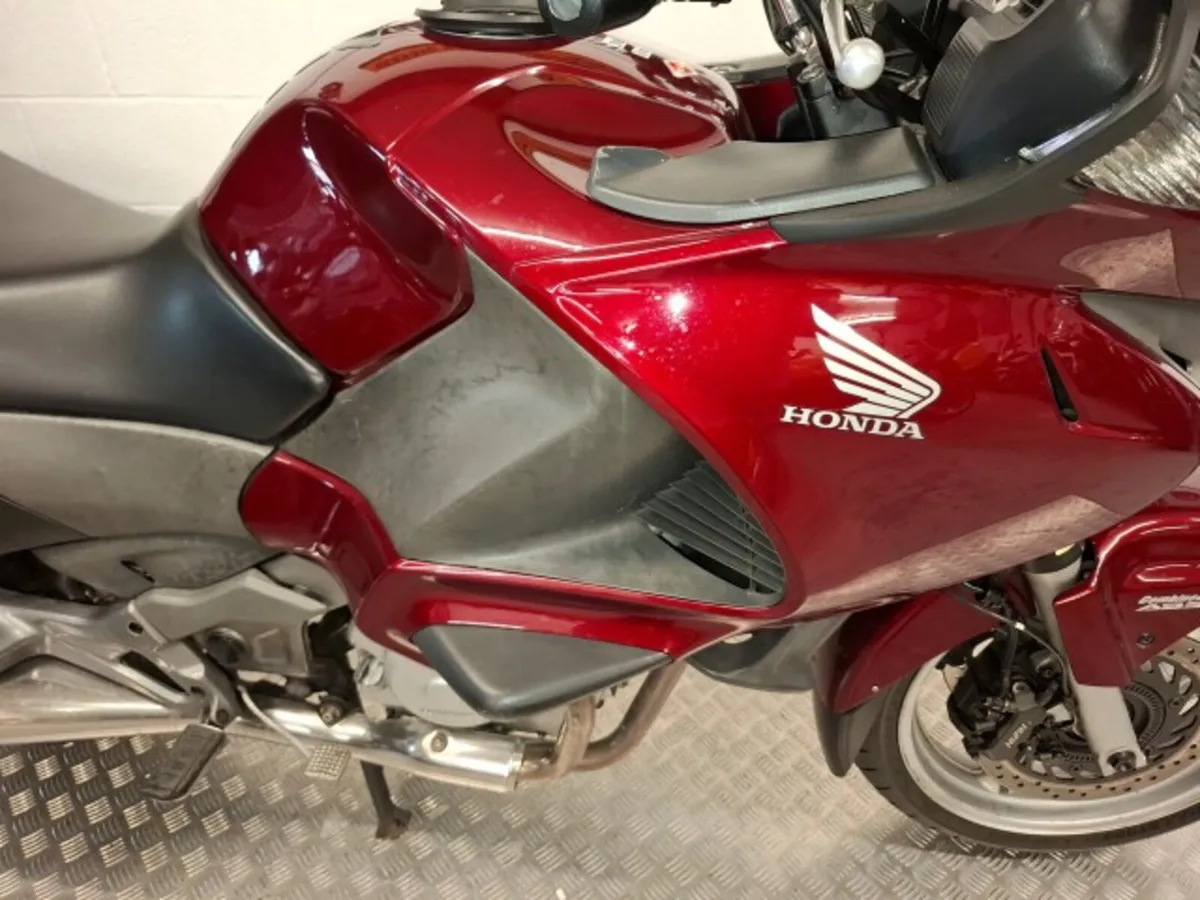 Honda NT700  Deauville 2010 - Image 4