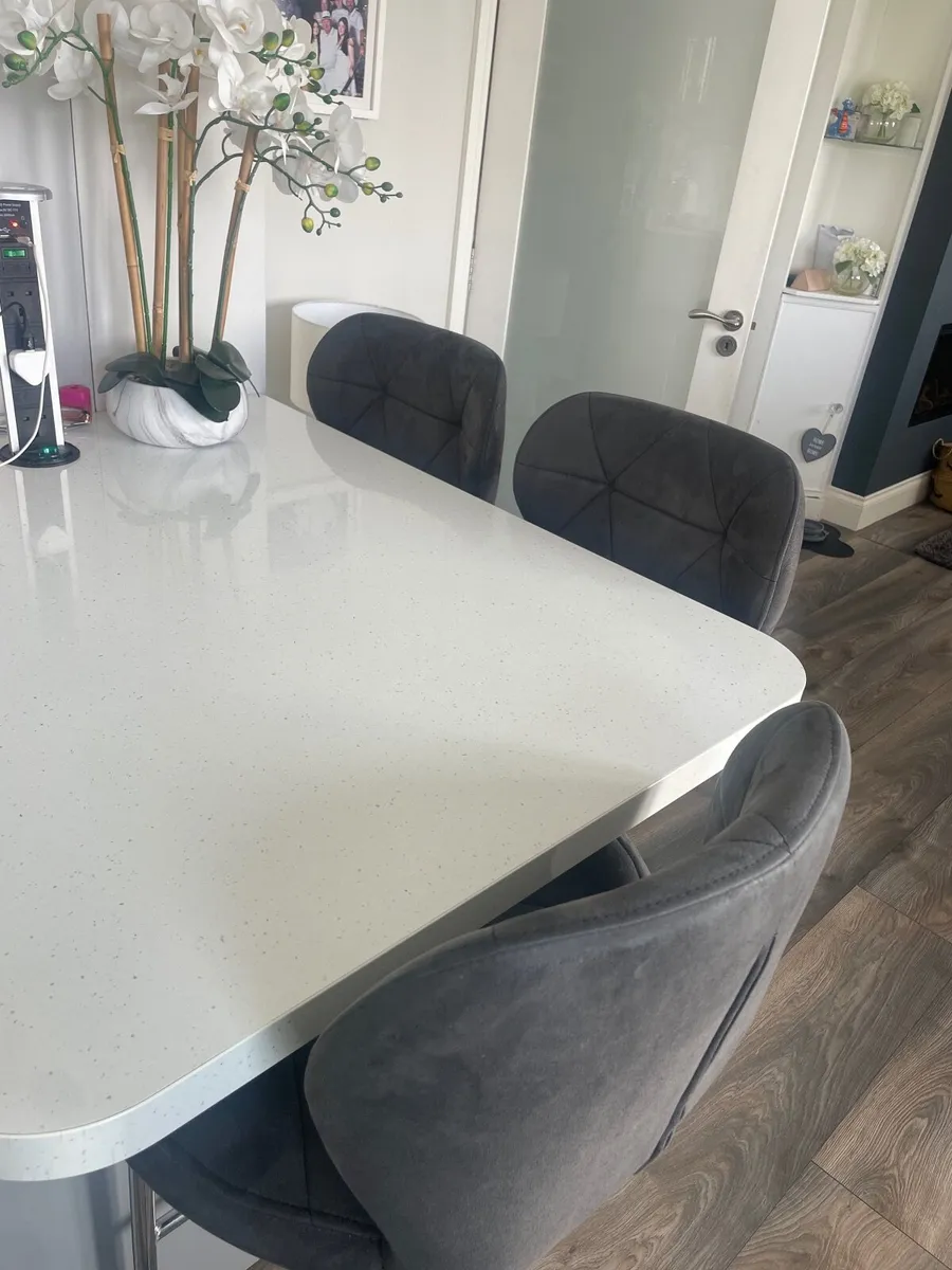 Bar stools - Image 4