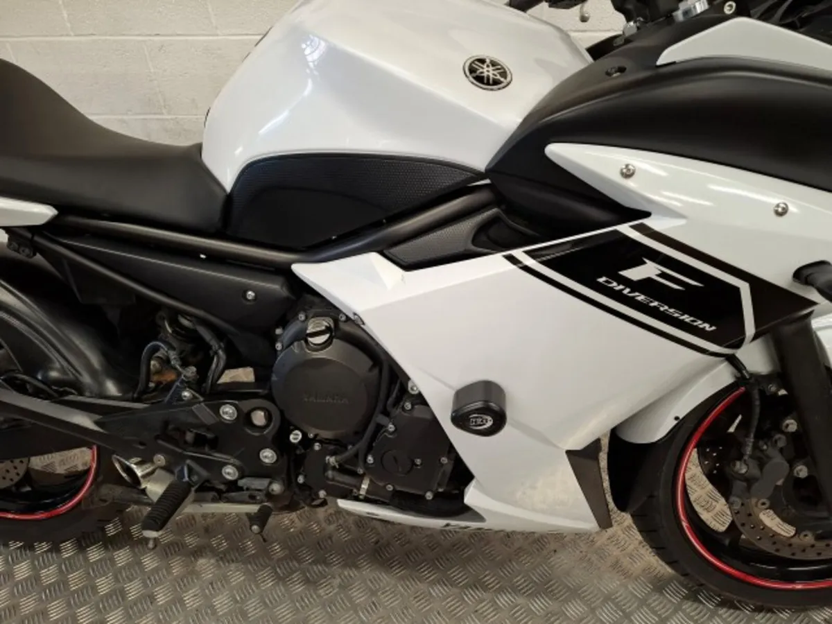 YAMAHA Diversion 600 (Fazer) 2013 - Image 4