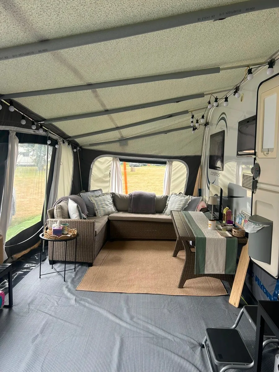 Caravan - Image 2