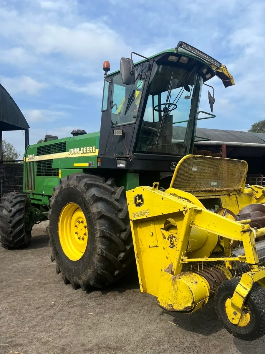 John Deere 6850 - Image 3