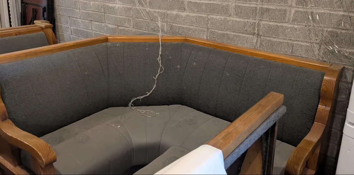 Bar Bench - Image 1