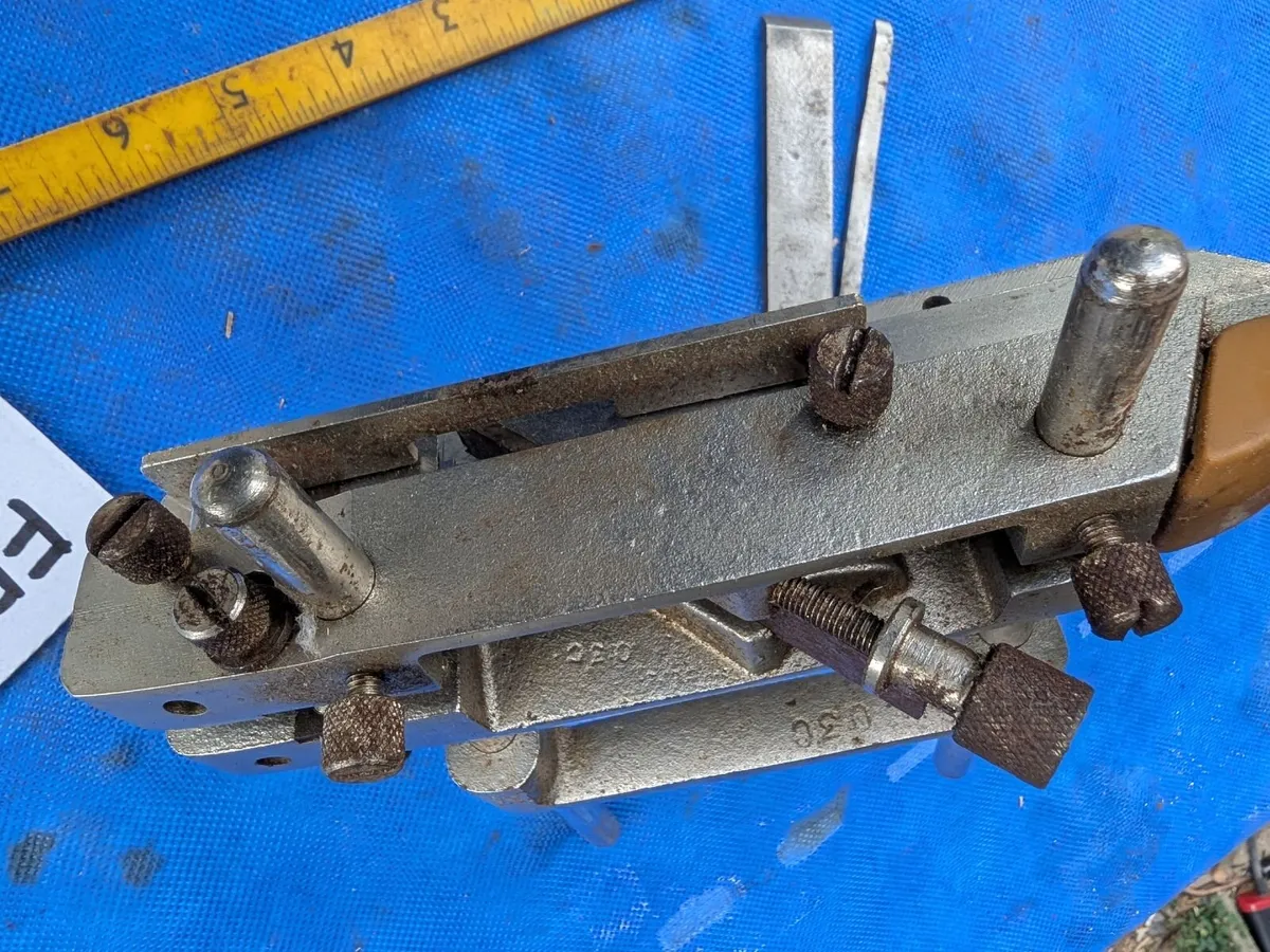 Stanley 13-050 Plough Plane - Image 4