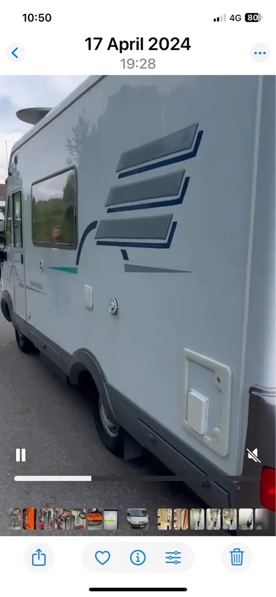 Camper van - Image 3