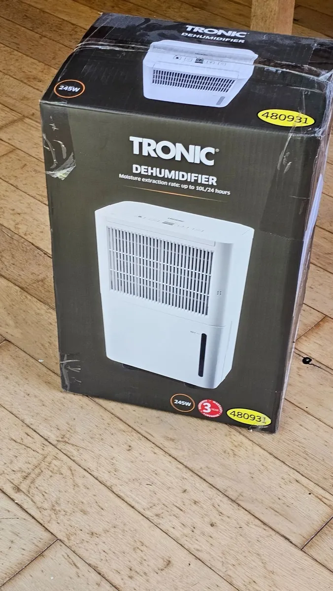 Dehumidifier 10 Litres per 24 hours 245W - Image 1