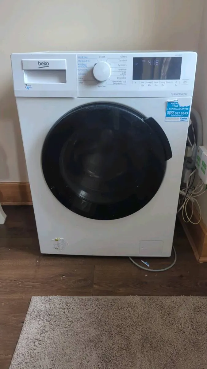 Washing machine - Image 1