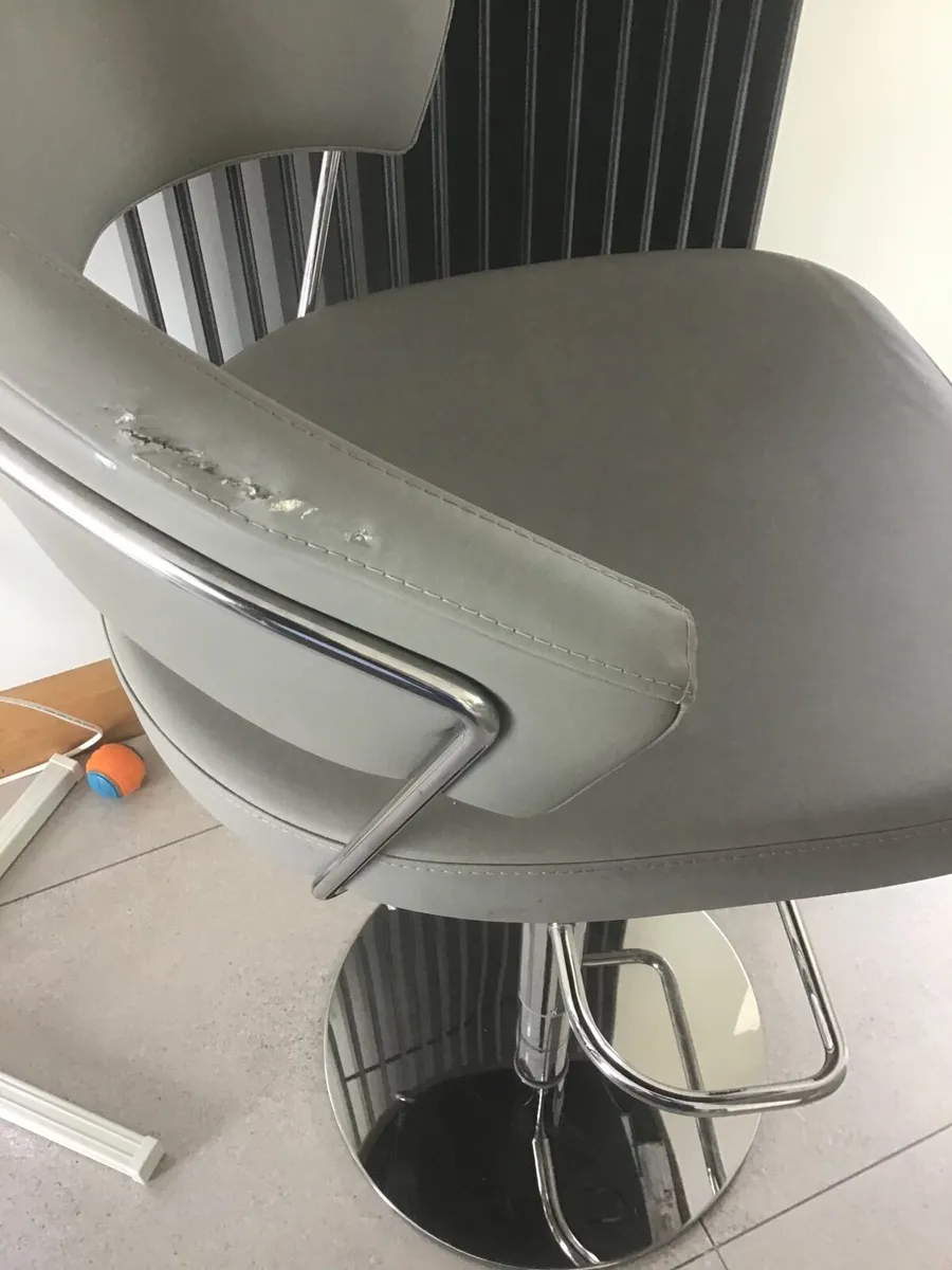 Stools - Image 4