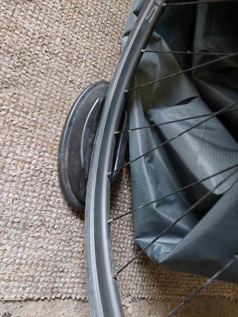 Tacx FLUX S Smart Trainer - Image 4
