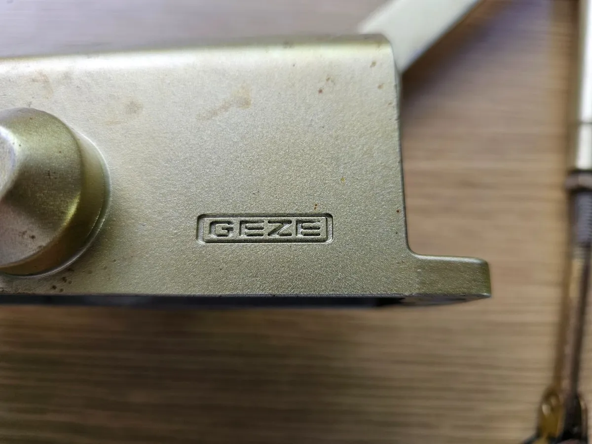 Automatic door closer heavy duty GEZE - Image 2