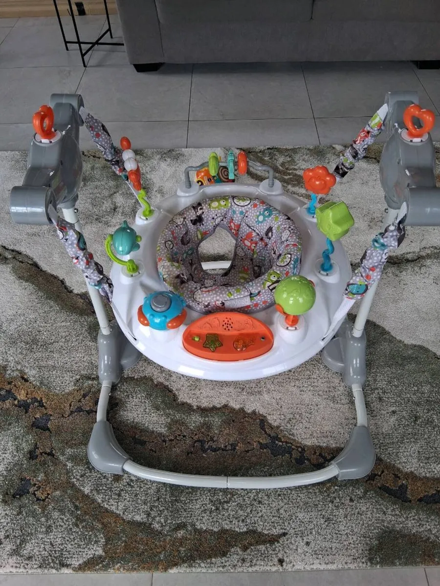 Baby bouncer - Image 1