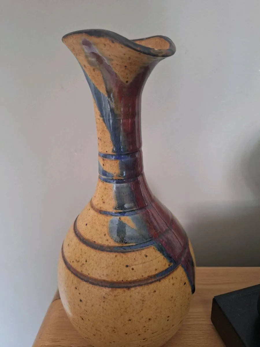 Badger Hill Pottery Vase - Image 3