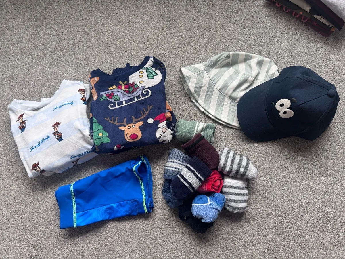 ~45 items clothing bundle for 5-6 years old boy - Image 3