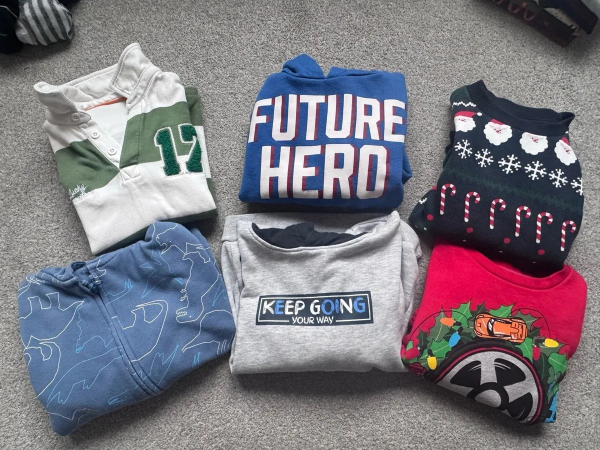~45 items clothing bundle for 5-6 years old boy - Image 1