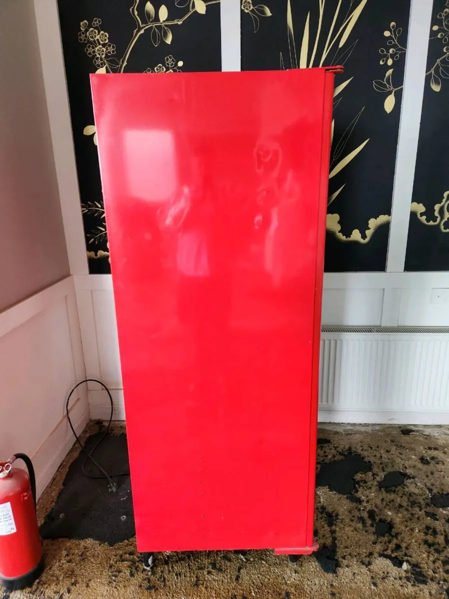 Vending machine - Image 4