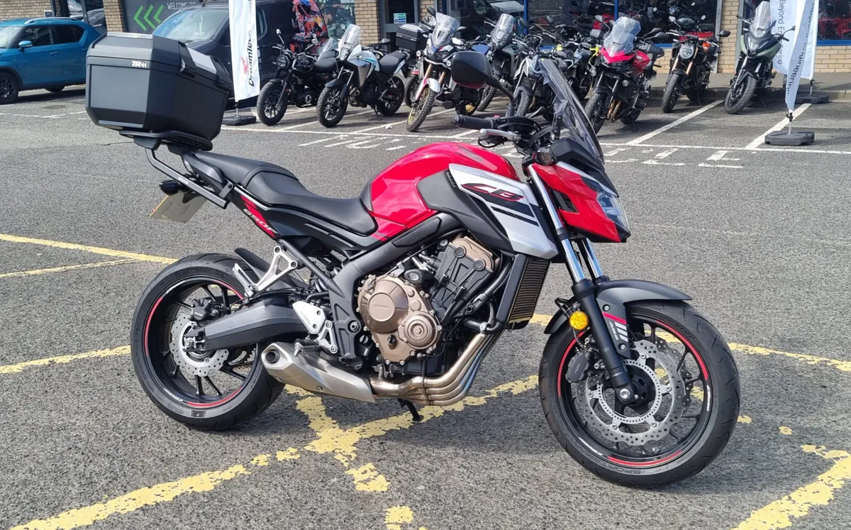 Honda CB650F - Image 1