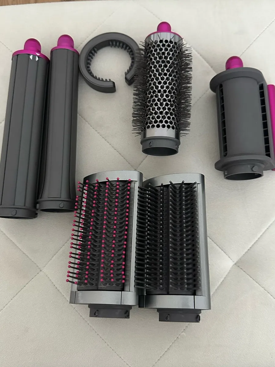 Dyson airwrap - Image 1
