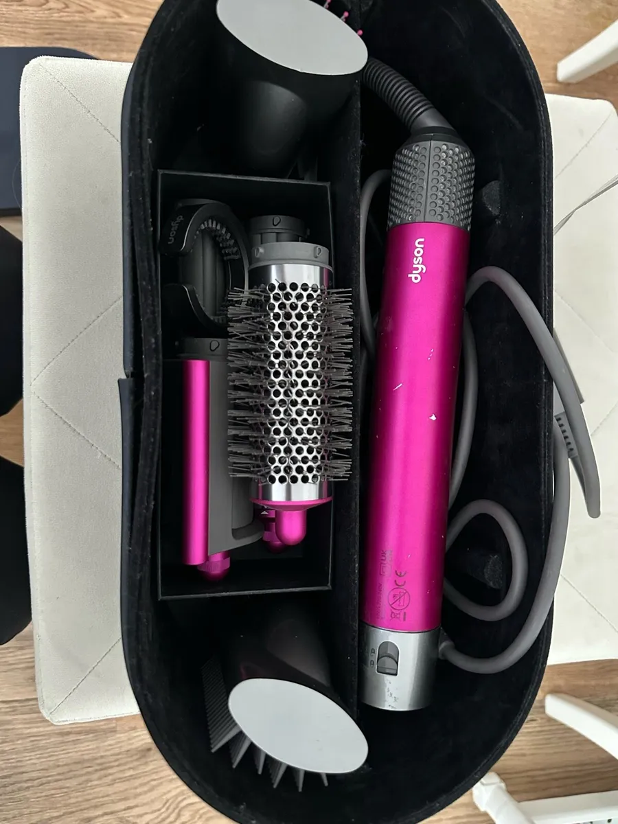 Dyson airwrap - Image 2