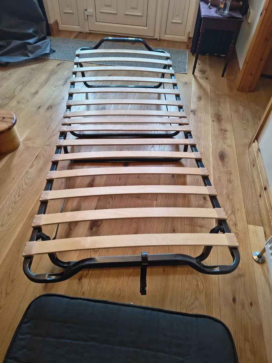 Fold up bed - Image 4