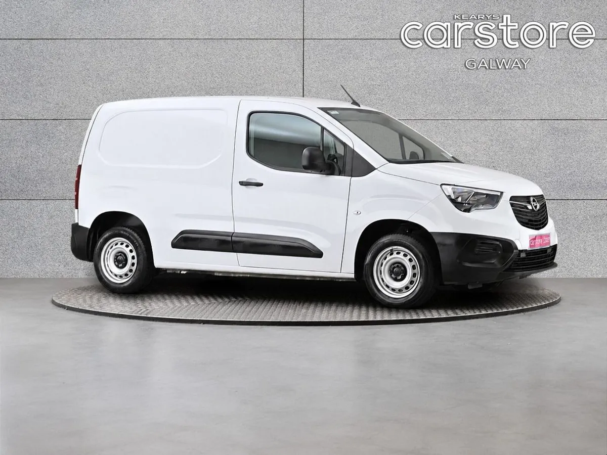 Opel Combo 1.5 CDTI COMFORT L1H1 100BHP 6SPD 3SEAT - Image 2