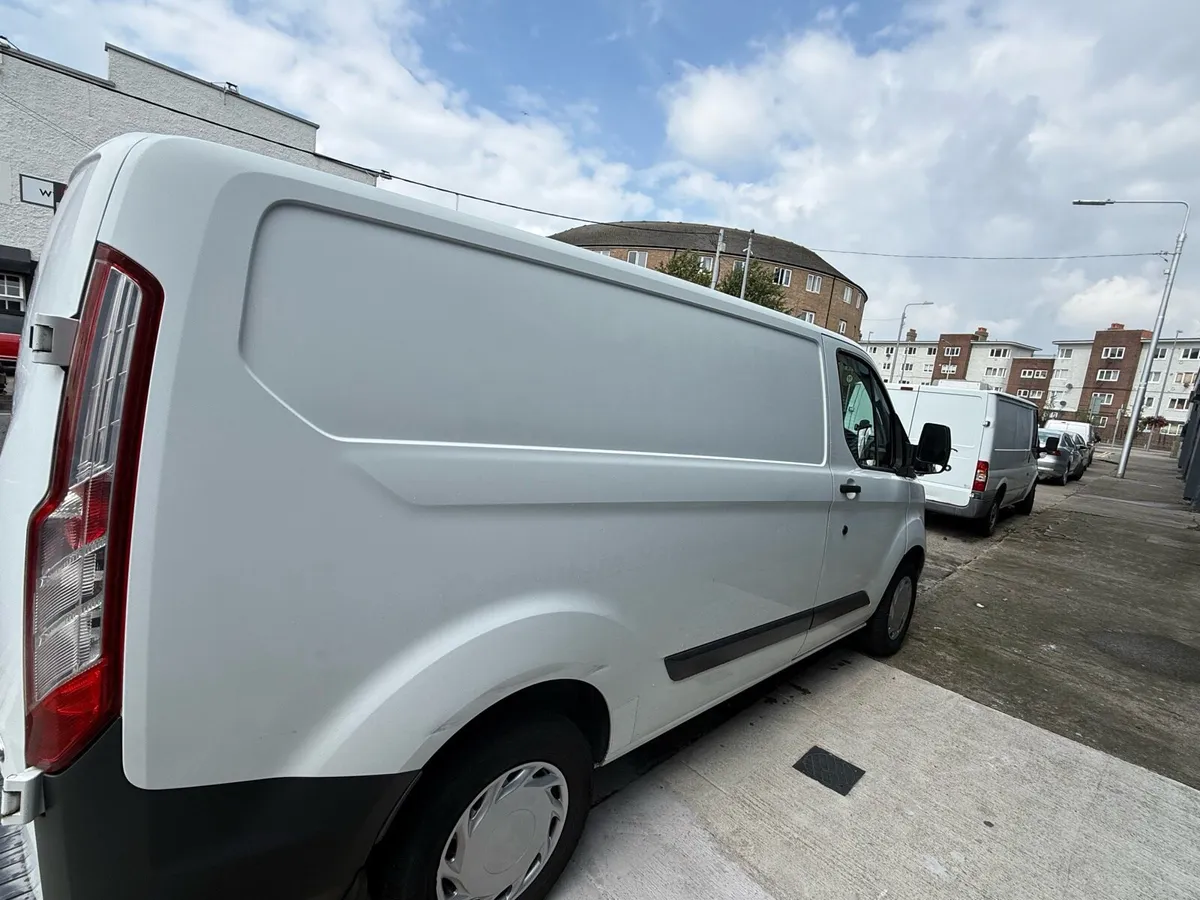 Ford Transit Custom - Image 4
