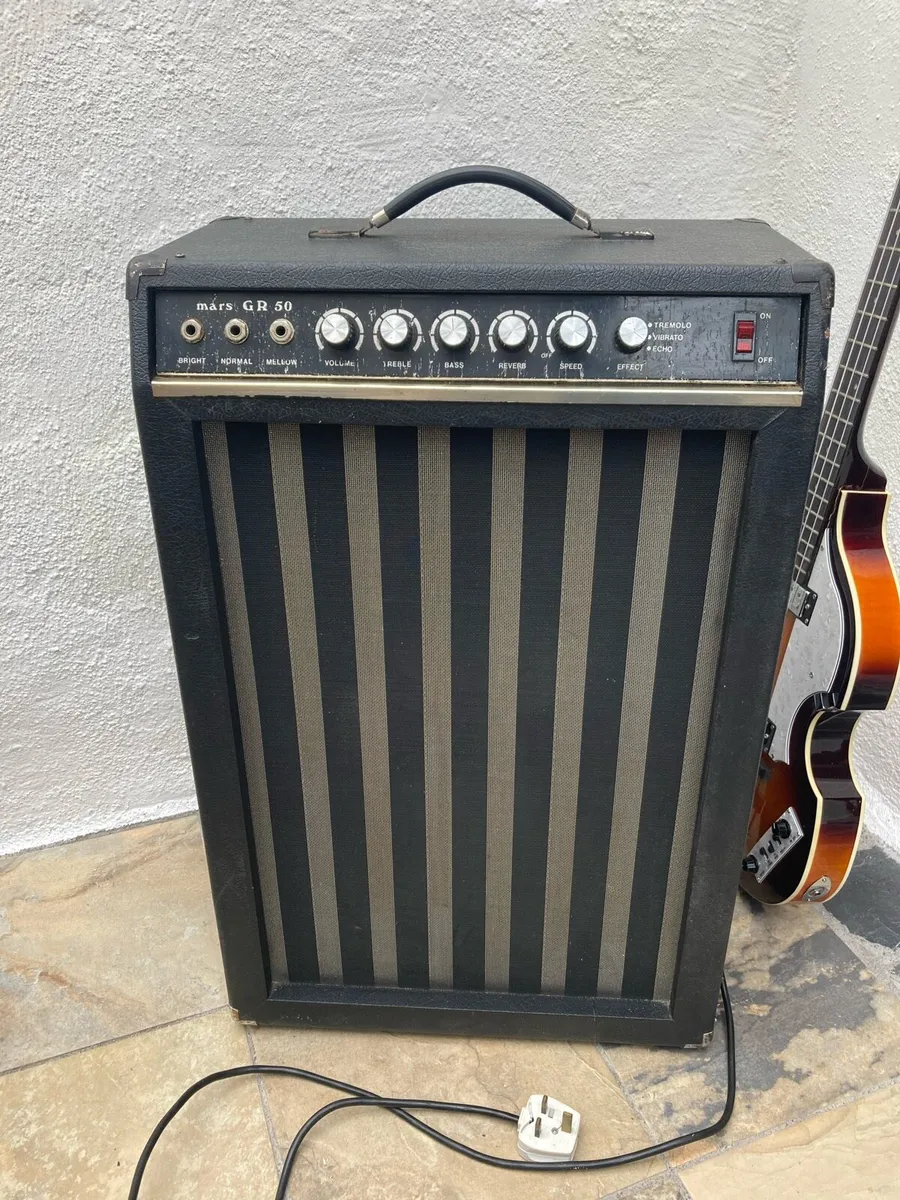 Retro bass combo