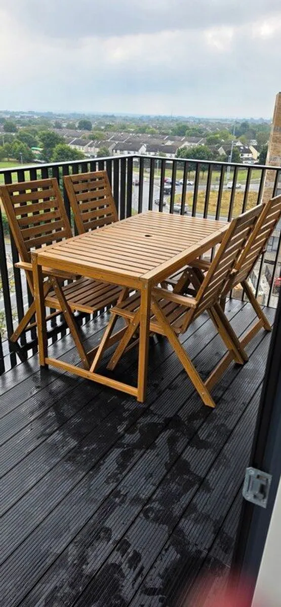 Outdoor Dining Set, Table + 4 Reclining Chairs, Like New - Image 1