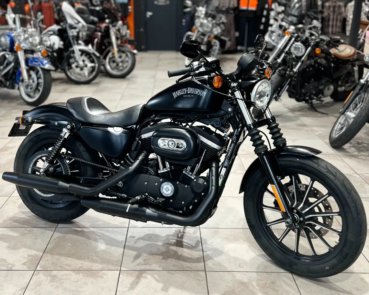 HARLEY-DAVIDSON IRON 883 - Image 2