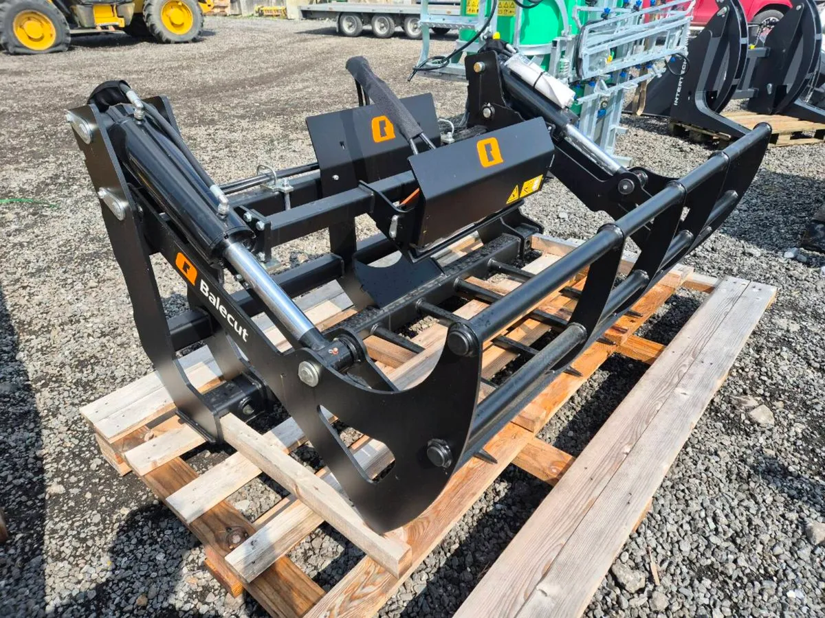 Quicke bale splitter - Image 1
