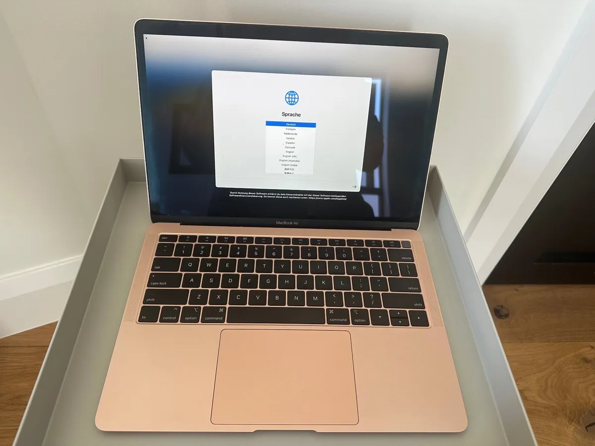 MacBook Air 2019 Retina - Image 2