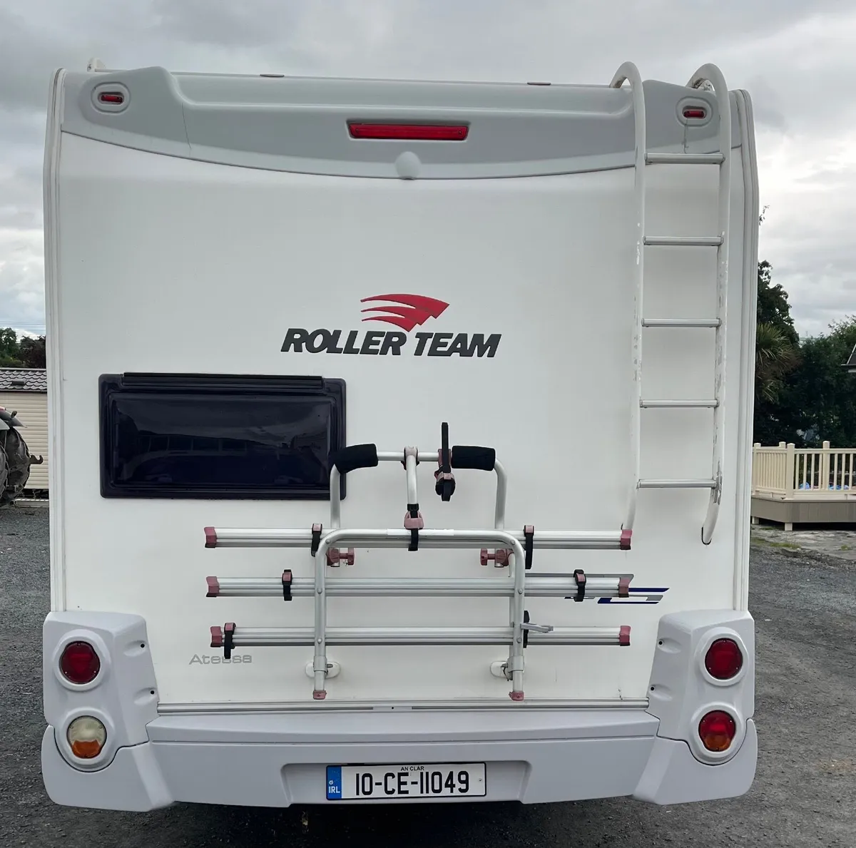 Camper van - Image 3