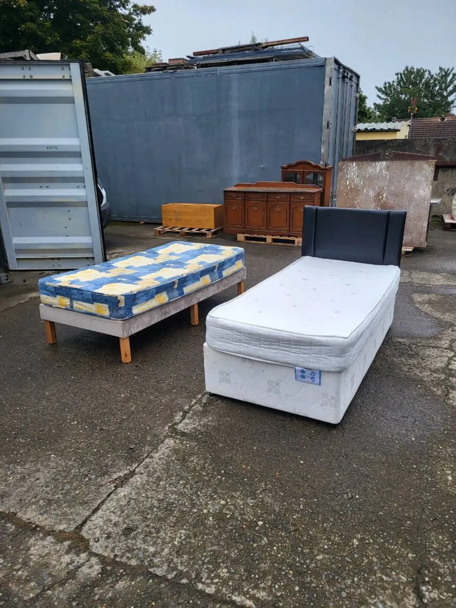 Single Beds×2 - Image 1