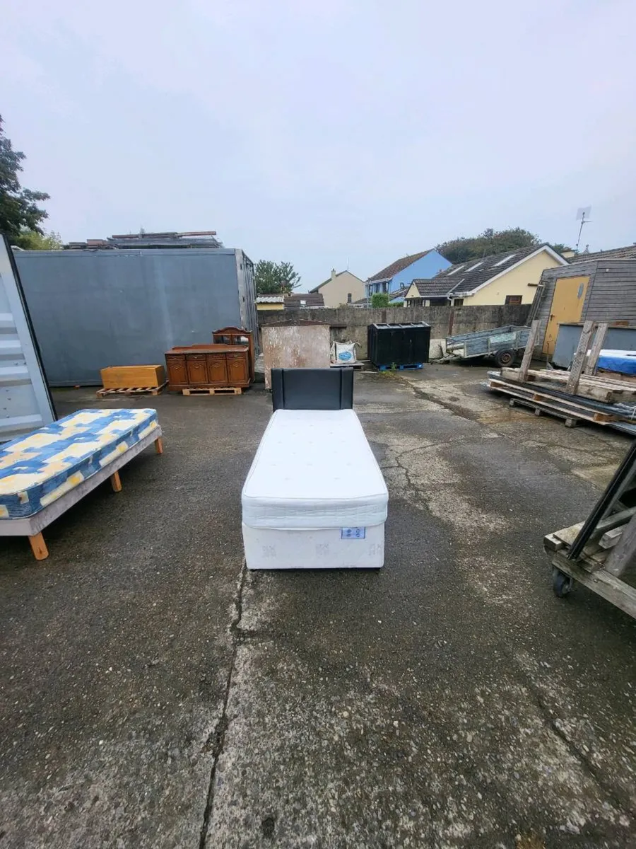 Single Beds×2 - Image 4
