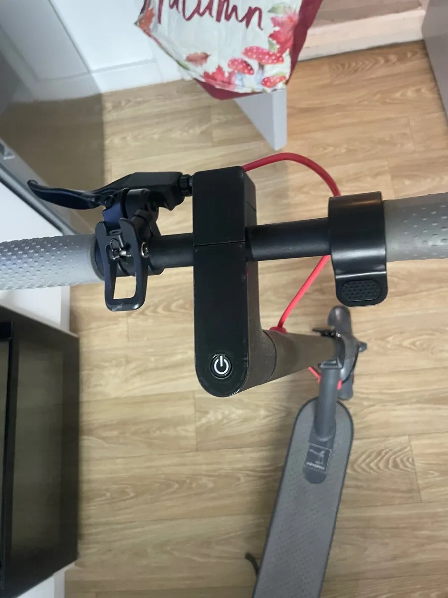 Electric scooter - Image 2