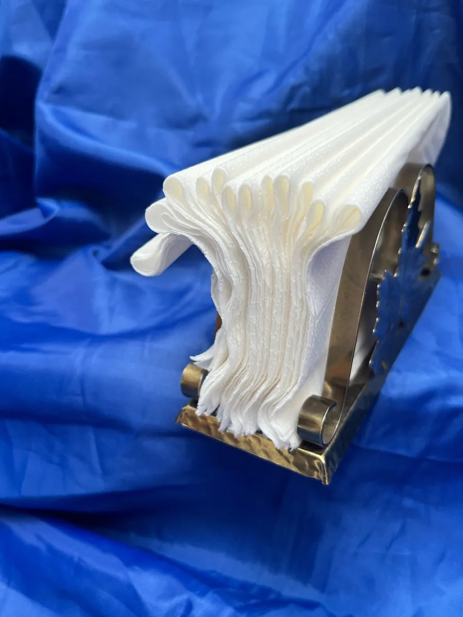 Vintage napkin holder - Image 2