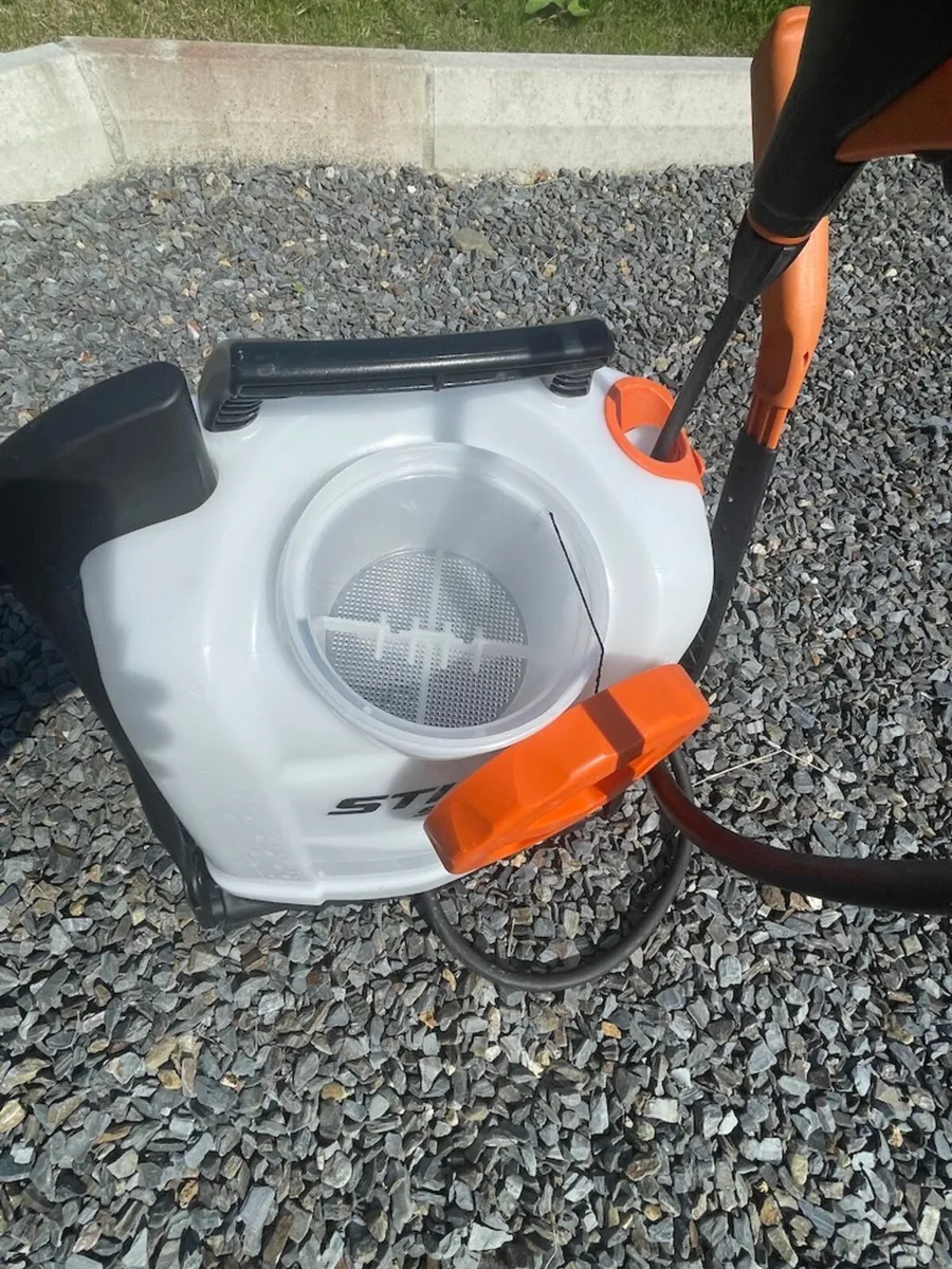 STihl SG71 Knapsack Sprayer 18 litres - Image 3