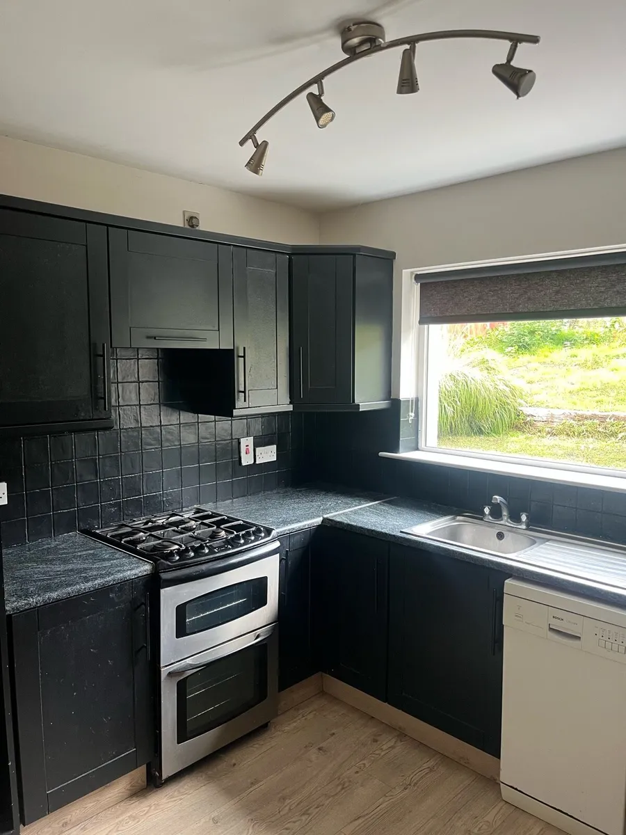 Kitchen - Image 3